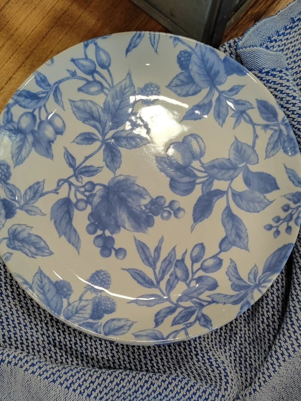 Blue Century Floral Ceramic Dessert Or Salad Plates - Set of 4